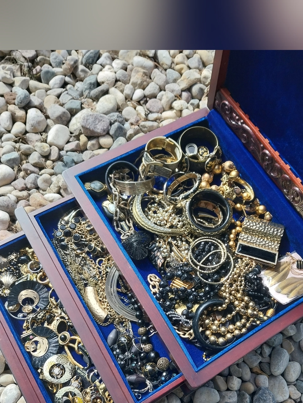 Gold & Black Jewelry Set , Collection in Blue Velvet Wooden Box